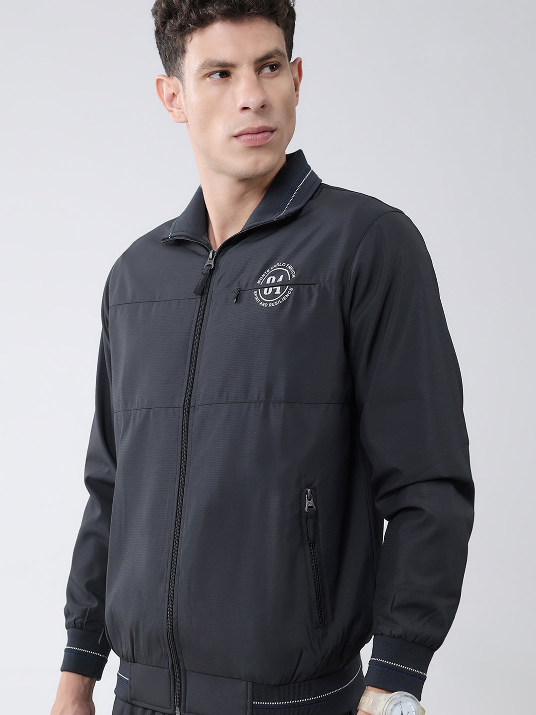 Men Black Solid Collar Full Sleeve Winter Tracksuit