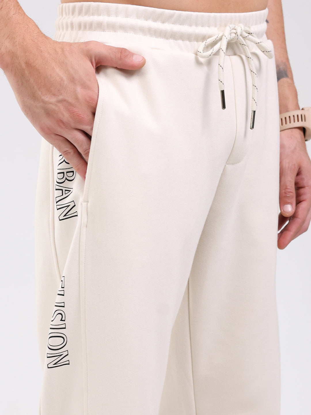 Men Beige Solid Regular Fit Winter Lower