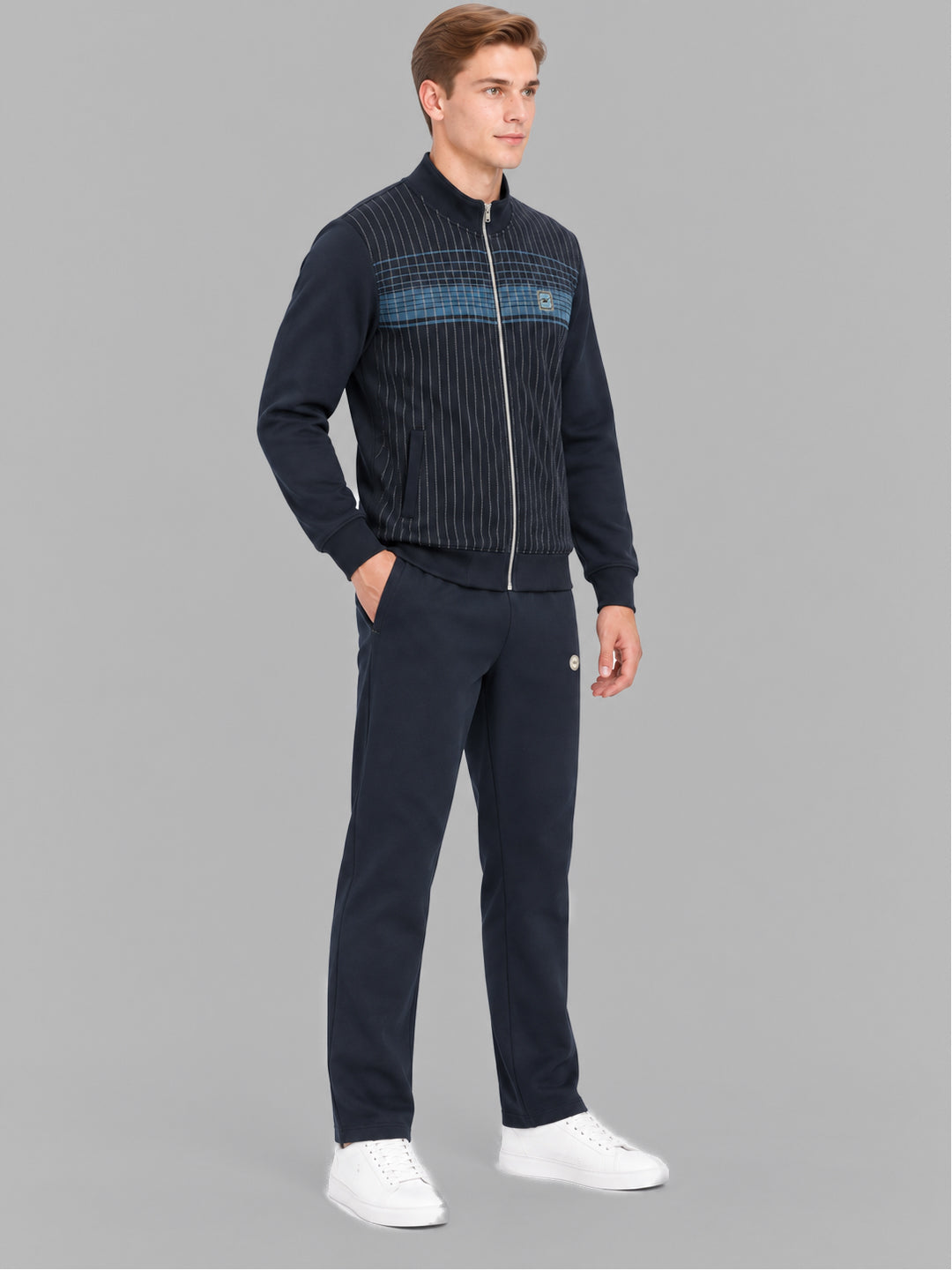 Men Navy Blue Solid Round Neck Full Sleeve Winter Tracksuit