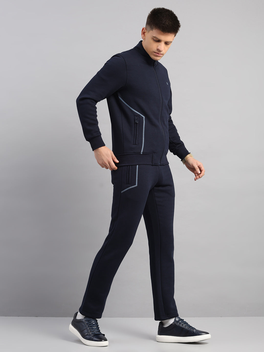 Luxuria Men Navy Blue Solid Collar Full Sleeve Winter Tracksuit