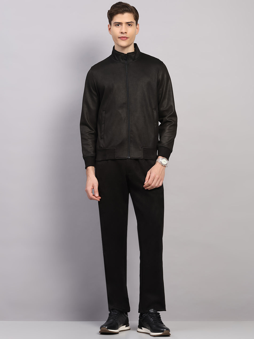 Luxuria Men Black Solid Collar Full Sleeve Winter Tracksuit