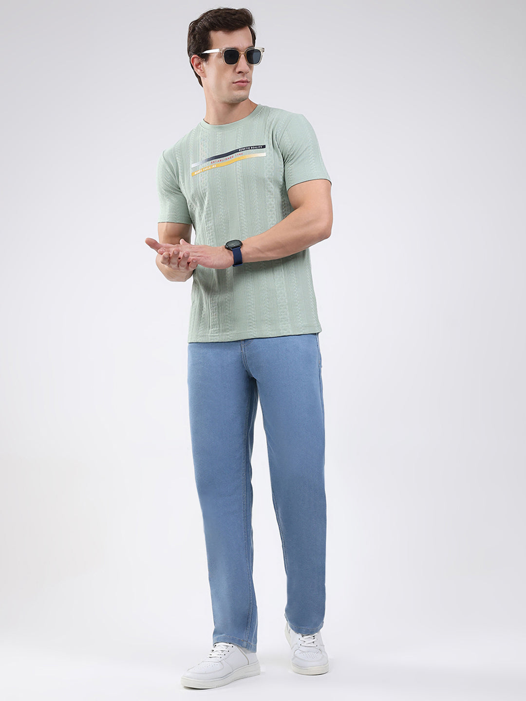 Men Green Solid Round Neck Half Sleeve T-Shirt