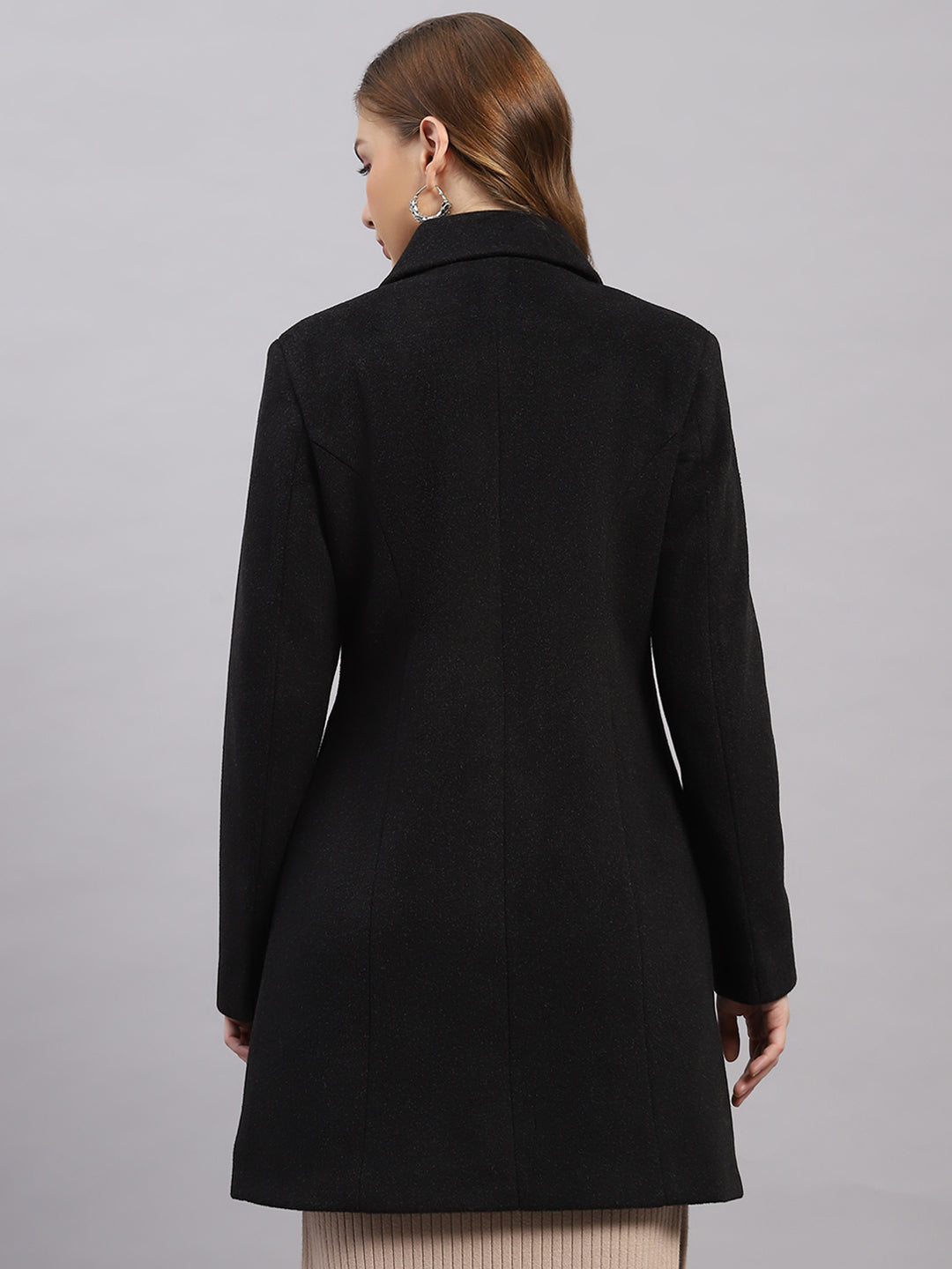 Women Black Solid Collar Full Sleeve Coat
