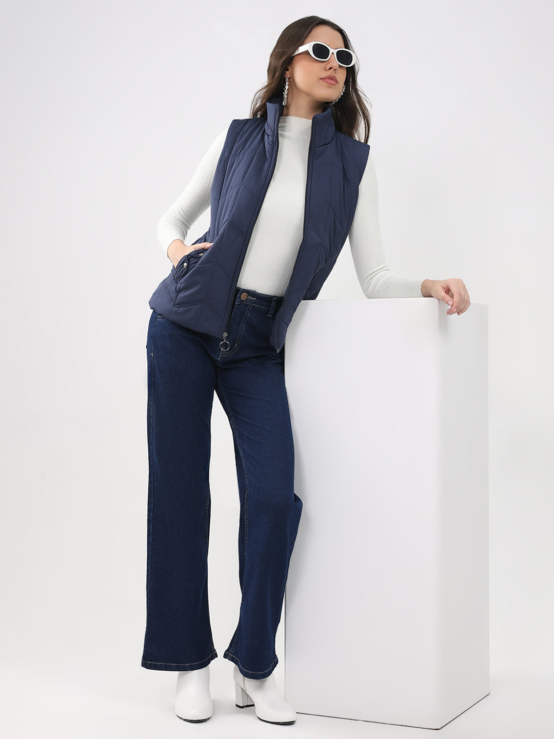 Women Navy Blue Solid Collar Sleeveless Jacket