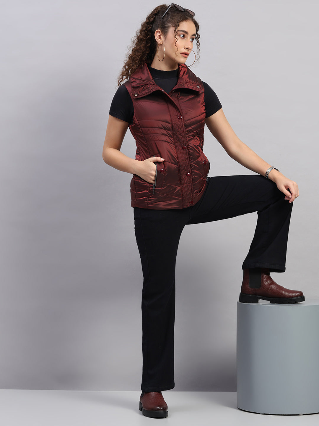 Women Maroon Self Design Collar Sleeveless Jacket