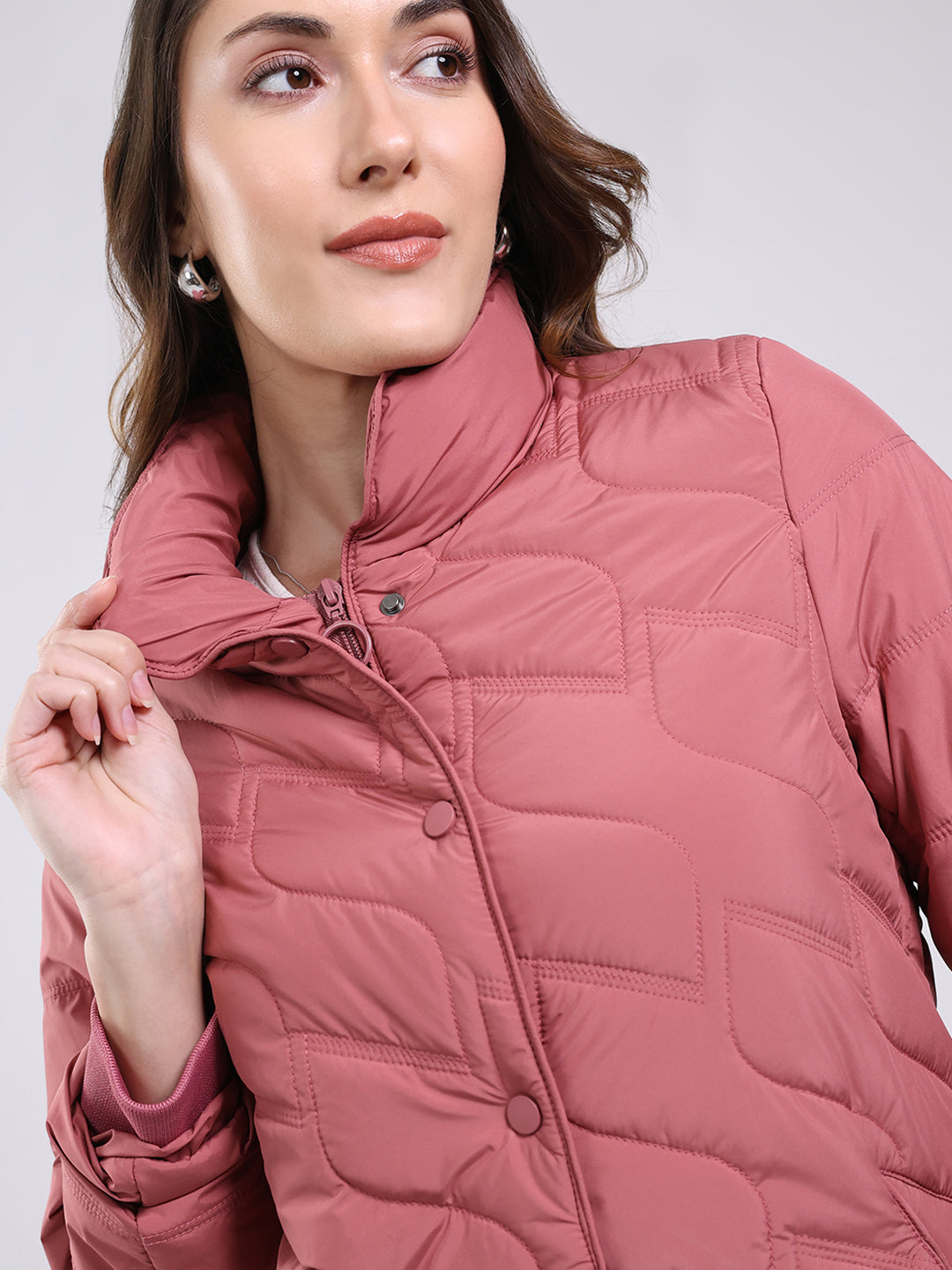 Women Pink Solid Mock Neck Full Sleeve Jacket
