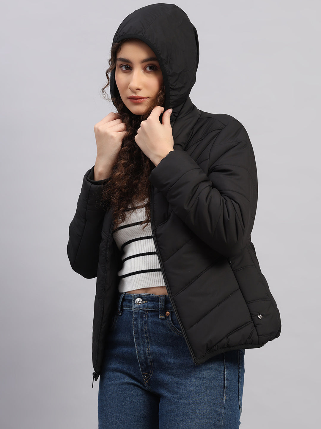 Women Black Self Design Collar Full Sleeve Jacket