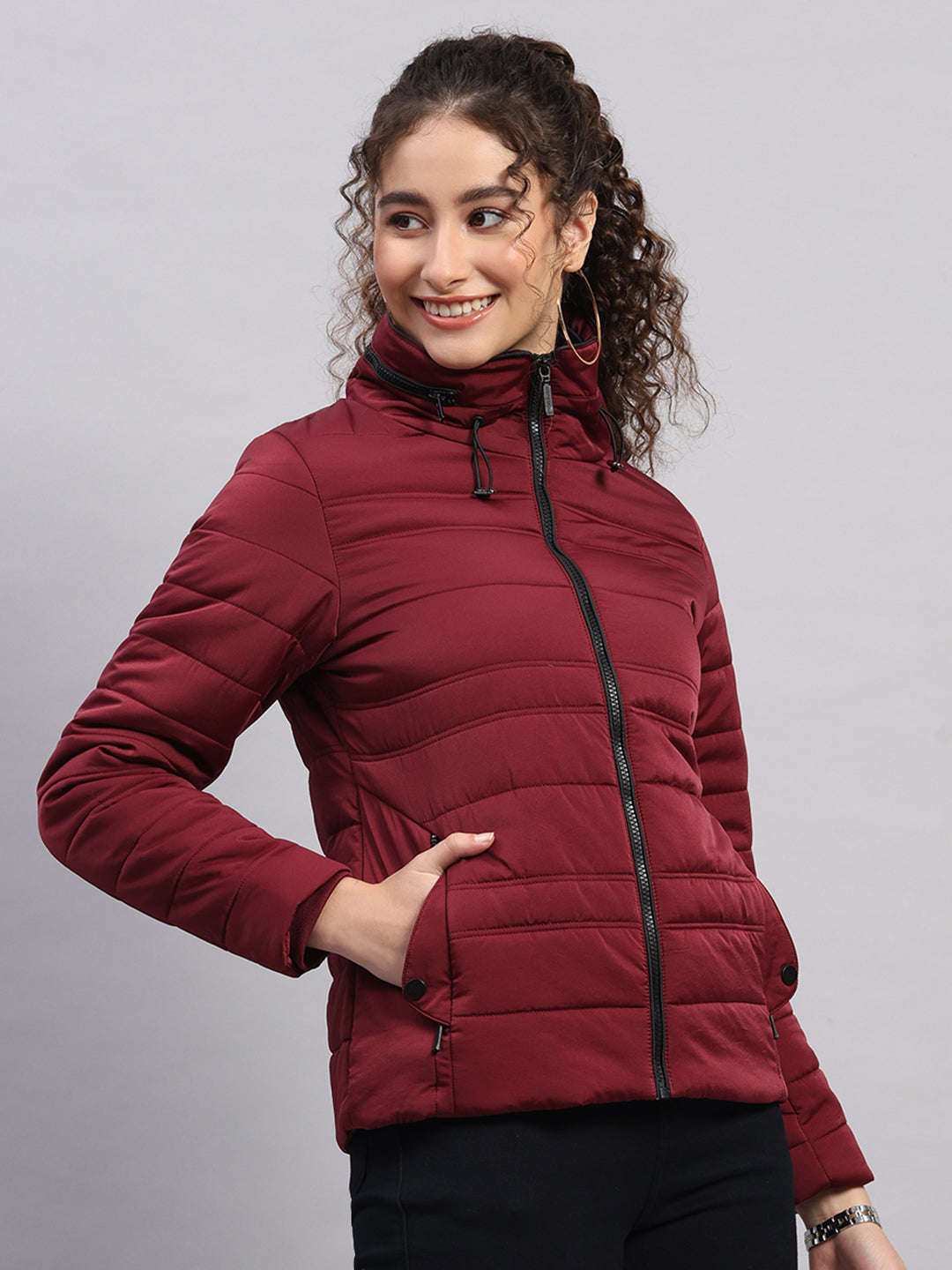 Women Burgundy Solid Collar Full Sleeve Jacket