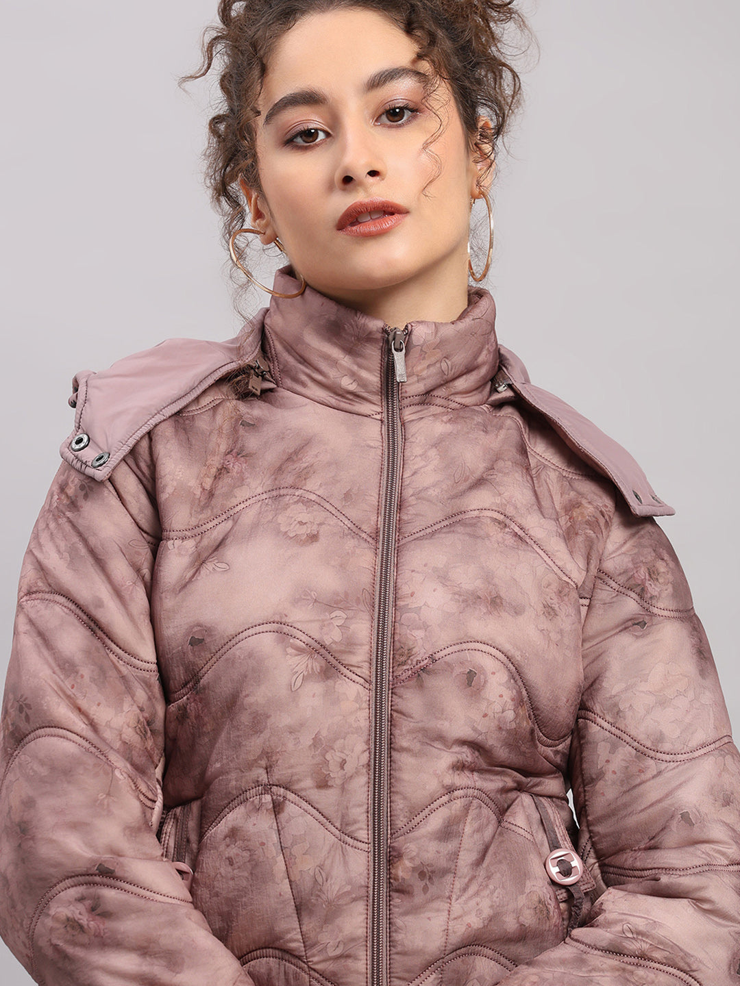 Women Mauve Printed Hooded Full Sleeve Jacket