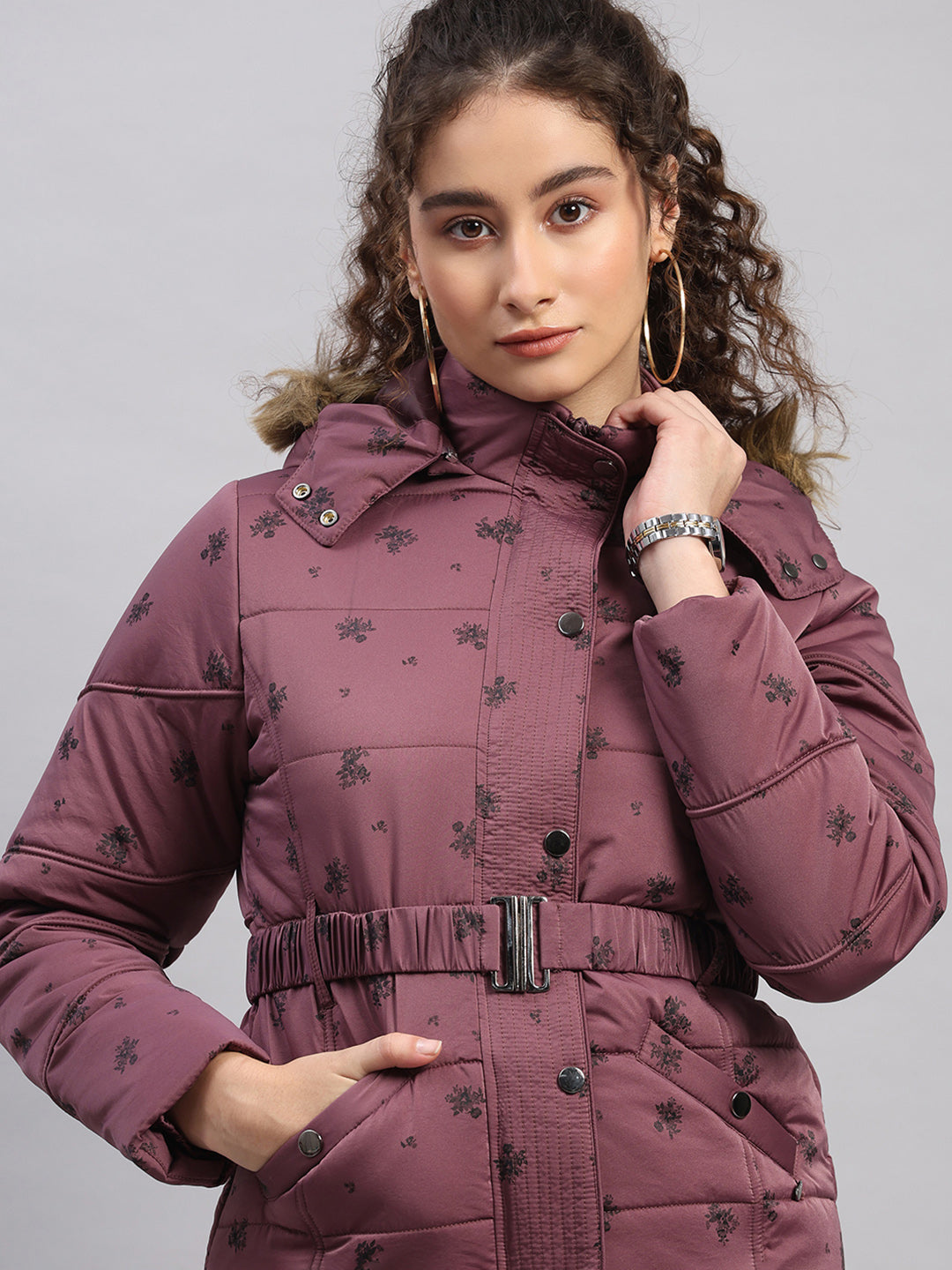 Women Mauve Printed Hooded Full Sleeve Jacket