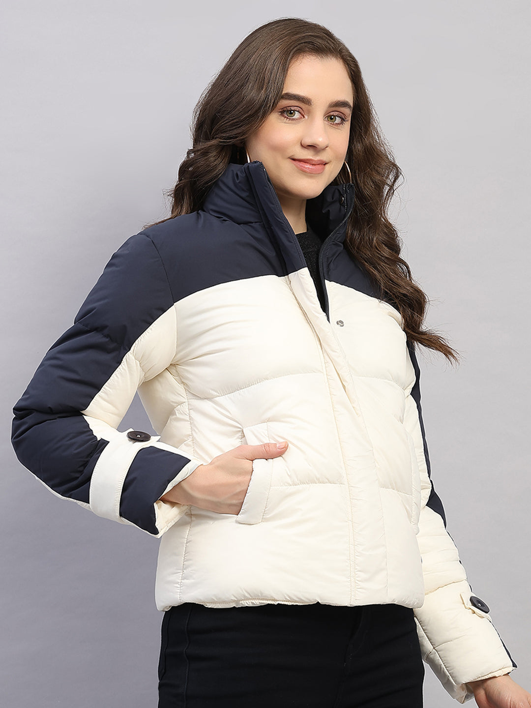 Women Navy Blue Solid Collar Full Sleeve Jacket