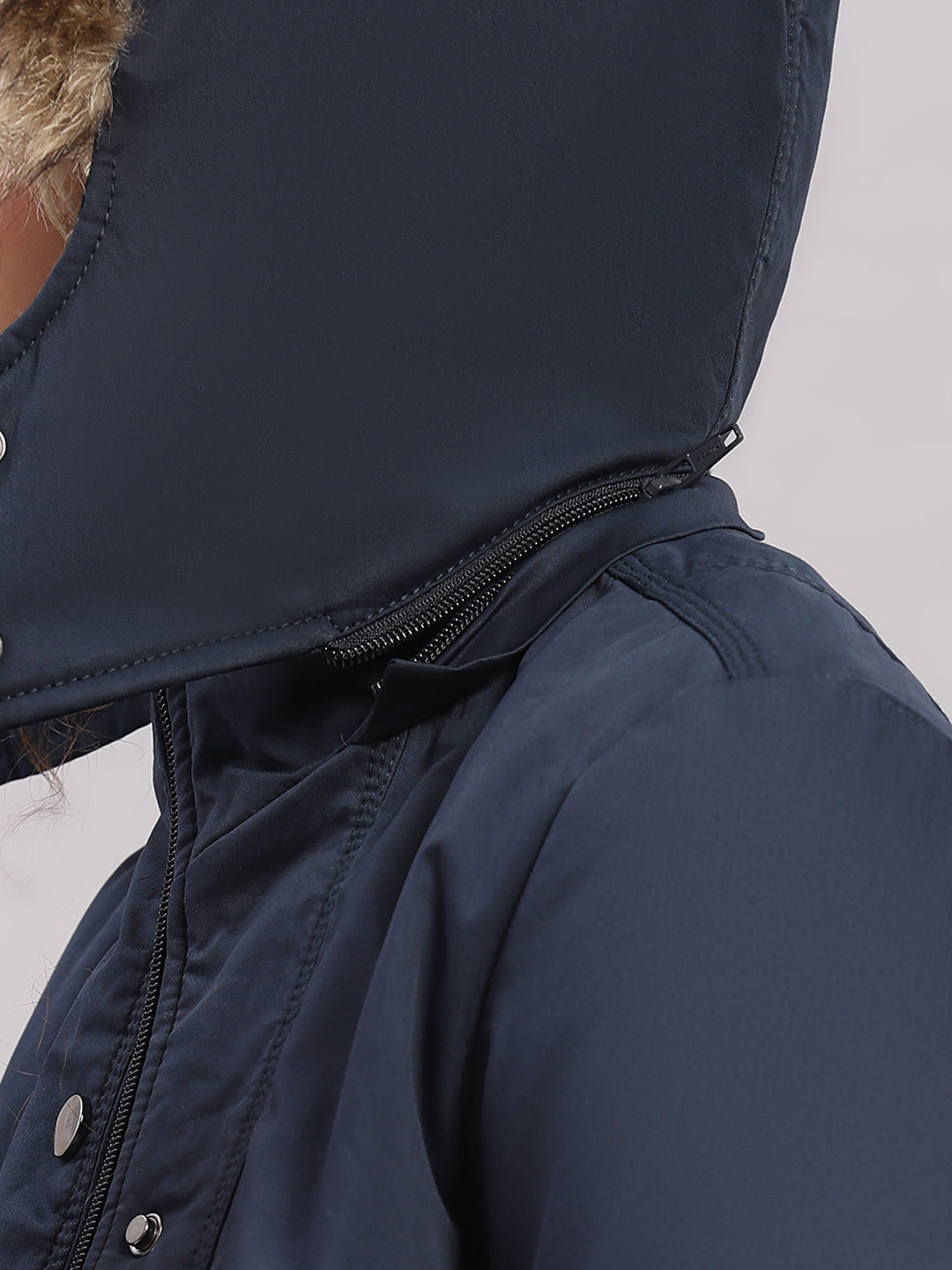 Women Blue Solid Hooded Full Sleeve Jacket