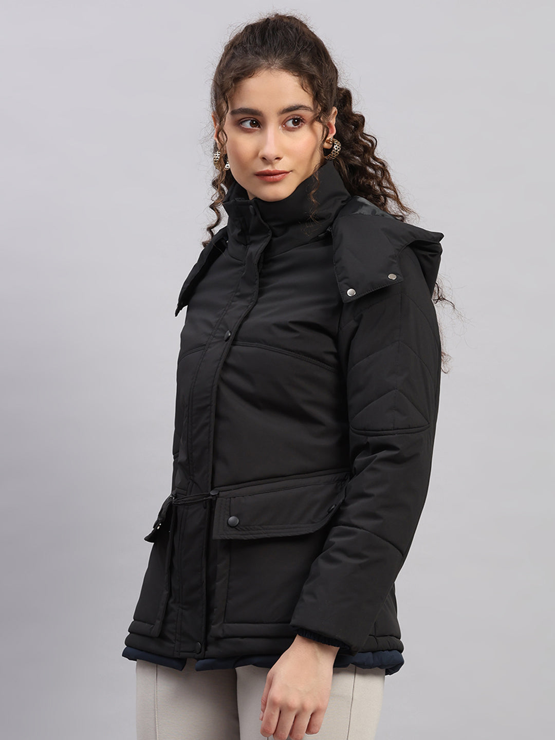 Women Black Solid Hooded Full Sleeve Jacket