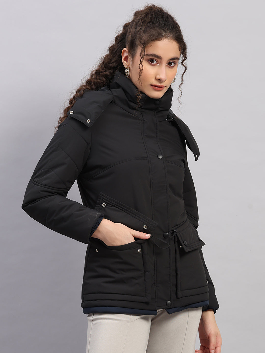 Women Black Solid Hooded Full Sleeve Jacket