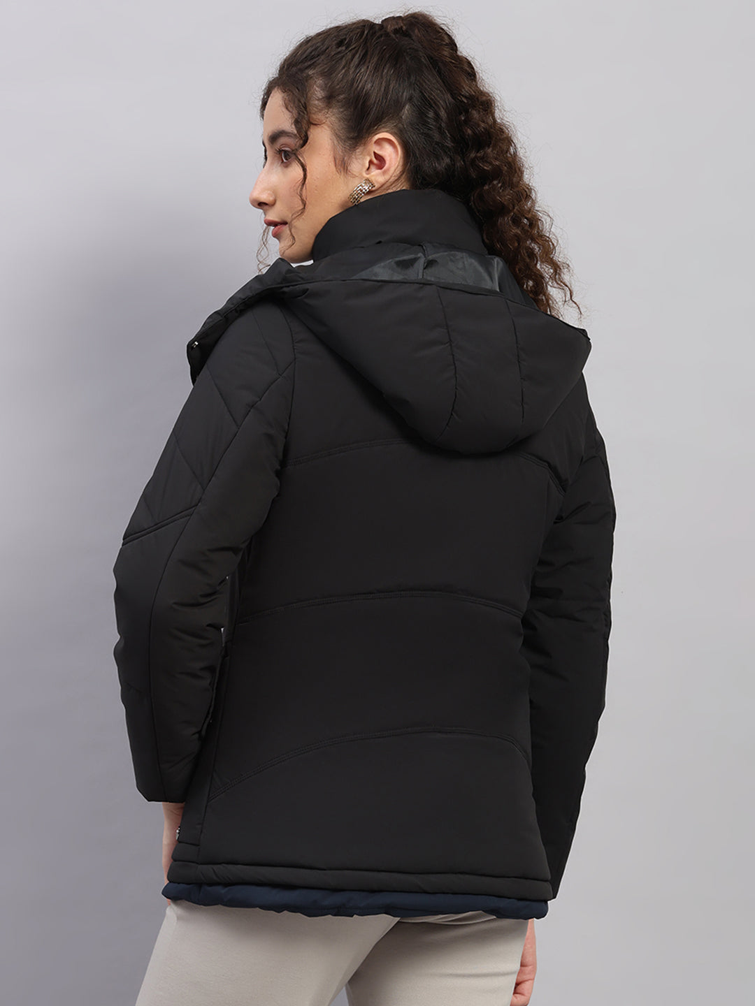 Women Black Solid Hooded Full Sleeve Jacket