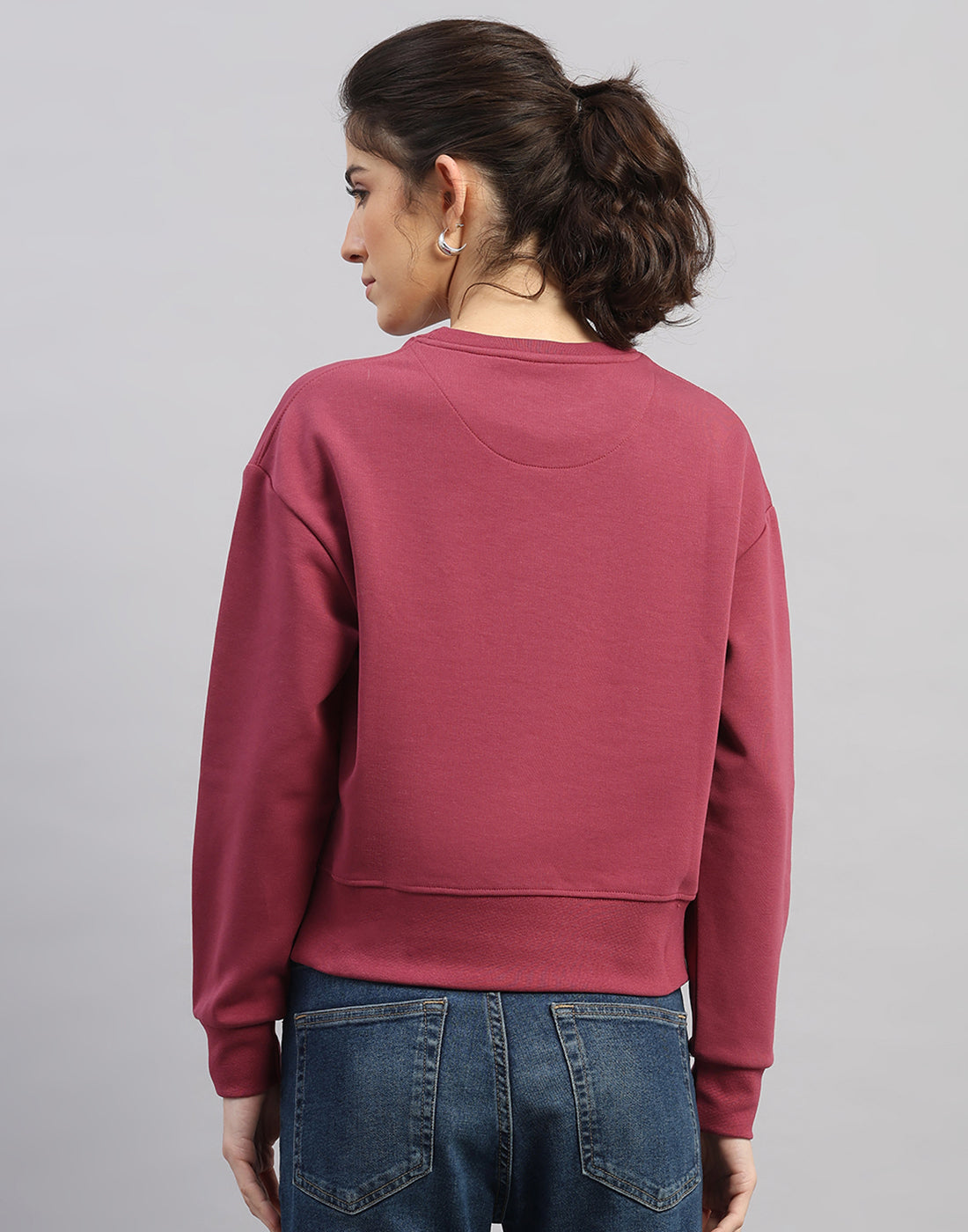 Women Burgundy Printed Round Neck Full Sleeve Sweatshirt