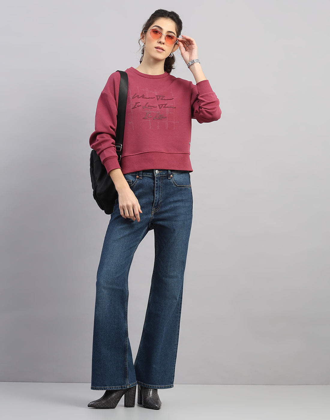Women Burgundy Printed Round Neck Full Sleeve Sweatshirt