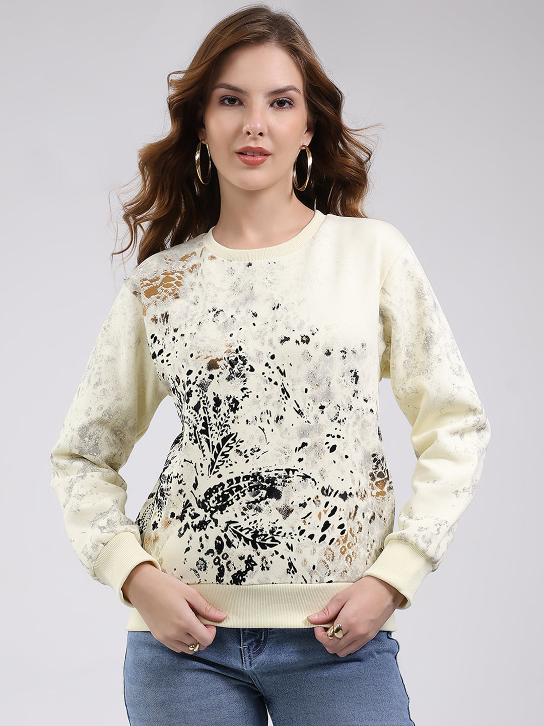 Women Off White Printed Round Neck Full Sleeve Sweatshirt