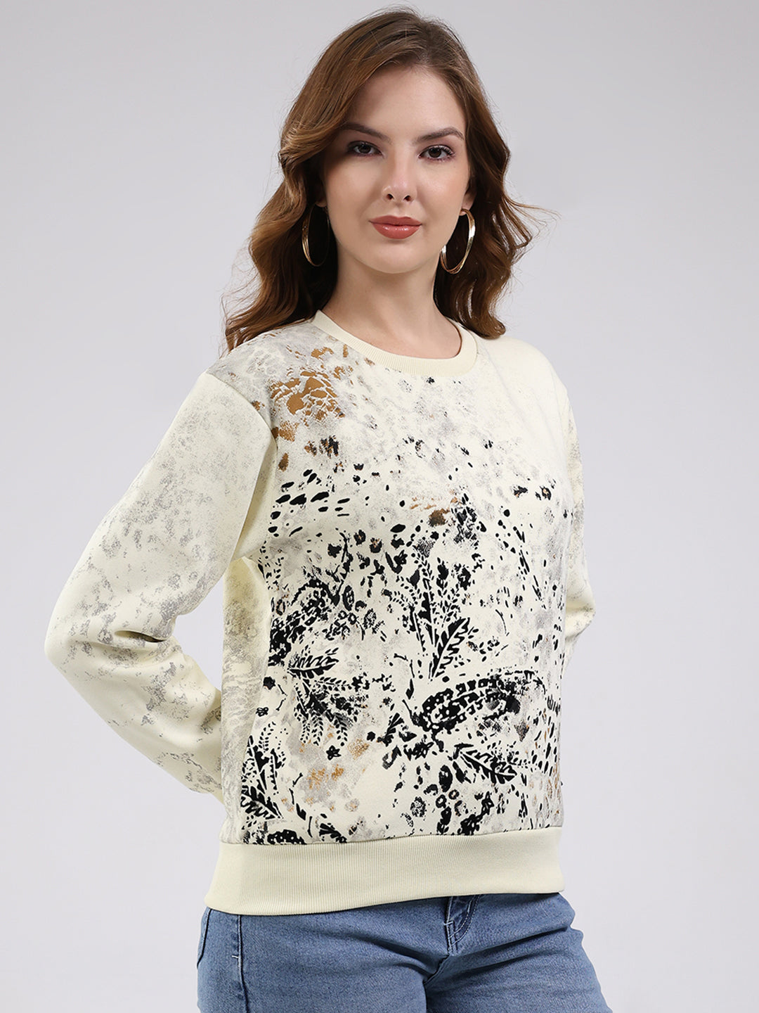 Women Off White Printed Round Neck Full Sleeve Sweatshirt