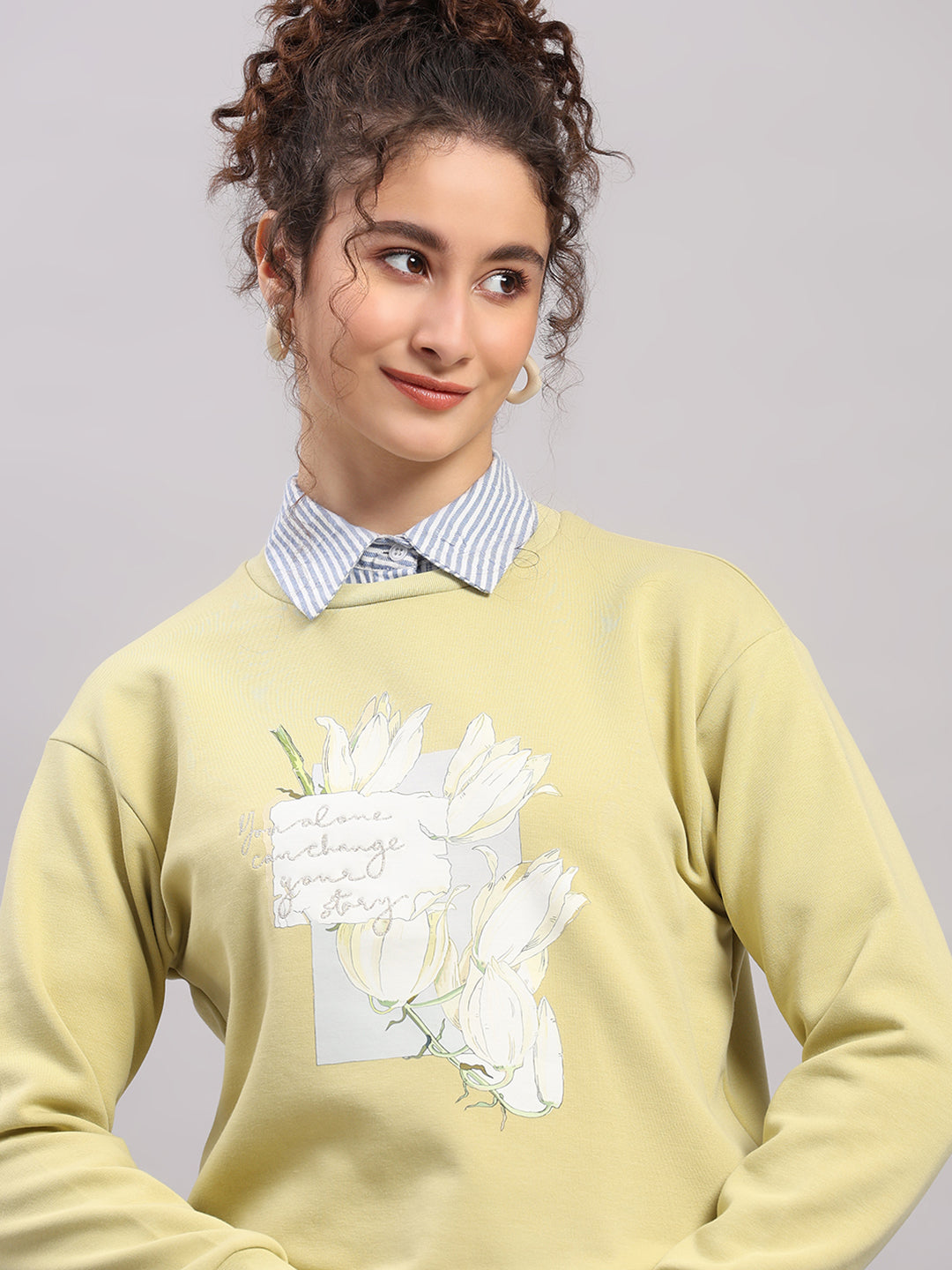 Women Green Printed Round Neck Full Sleeve Sweatshirt