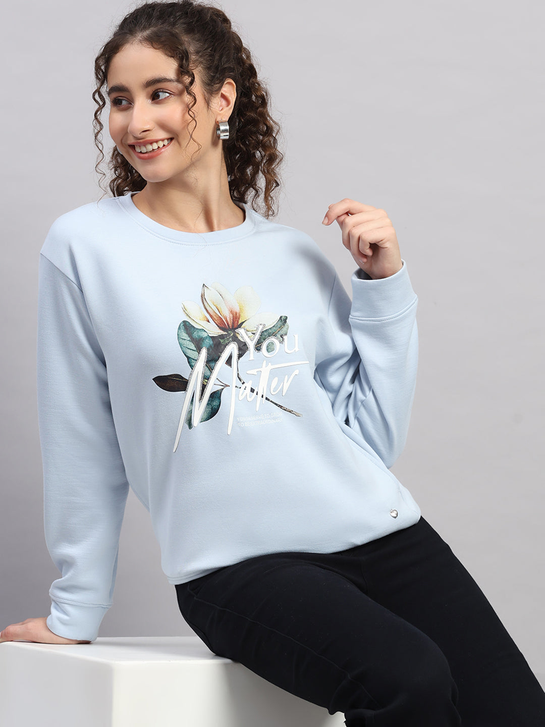 Women Sky Blue Printed Round Neck Full Sleeve Sweatshirt