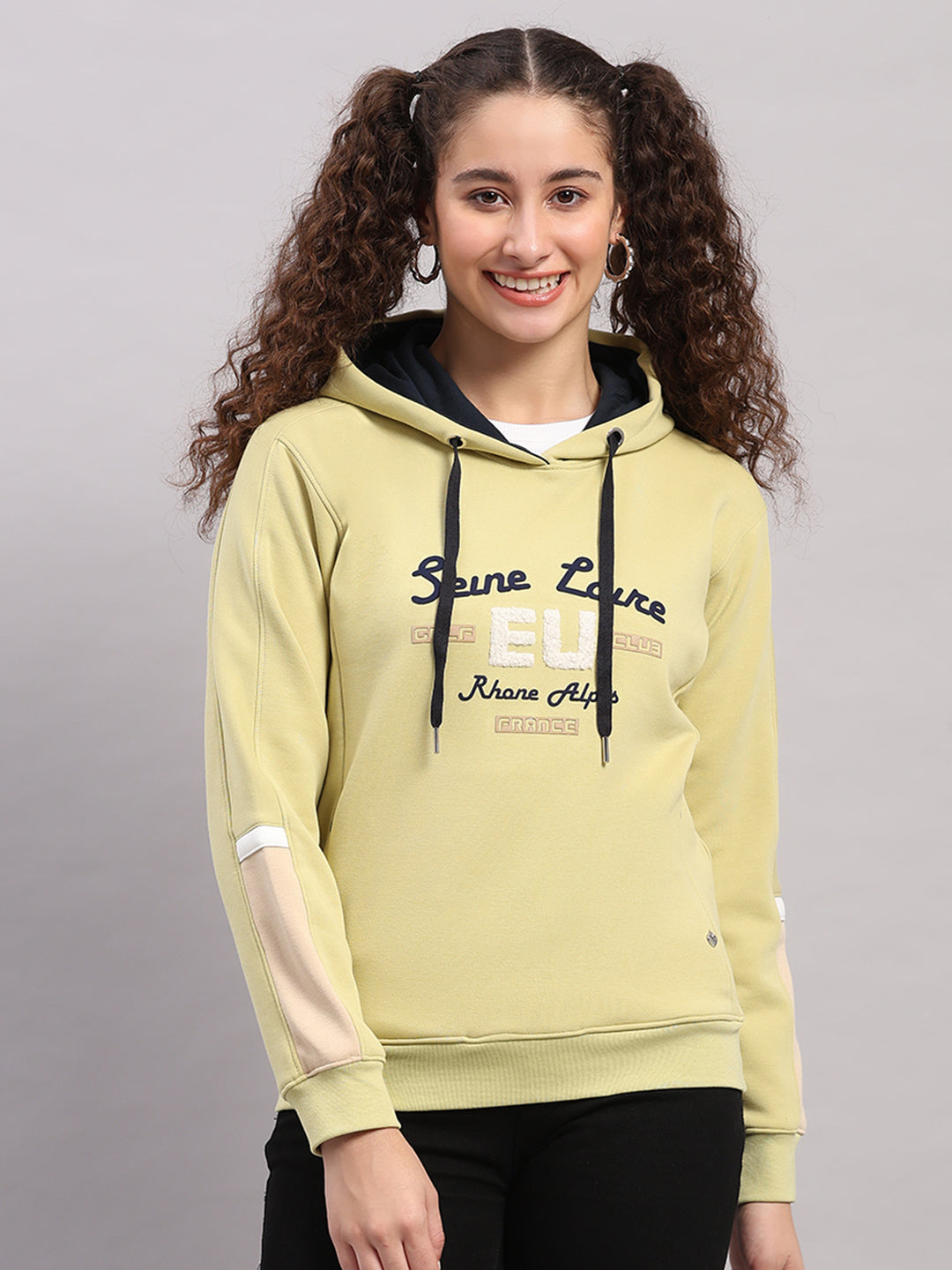 Women Green Printed Hooded Full Sleeve Sweatshirt