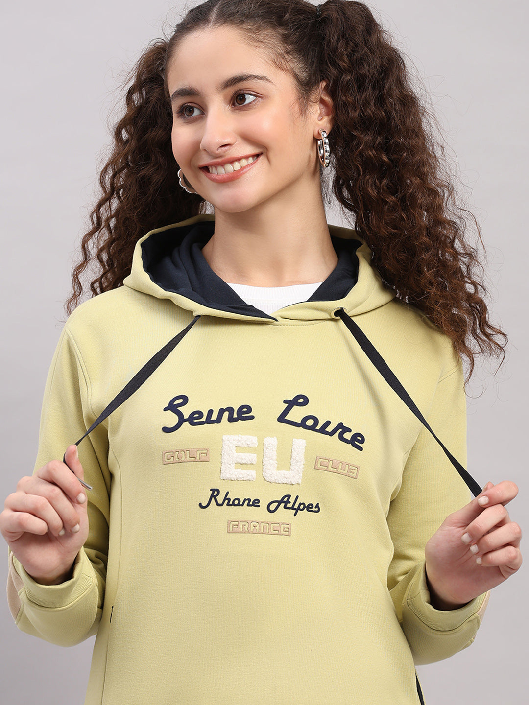 Women Green Printed Hooded Full Sleeve Sweatshirt