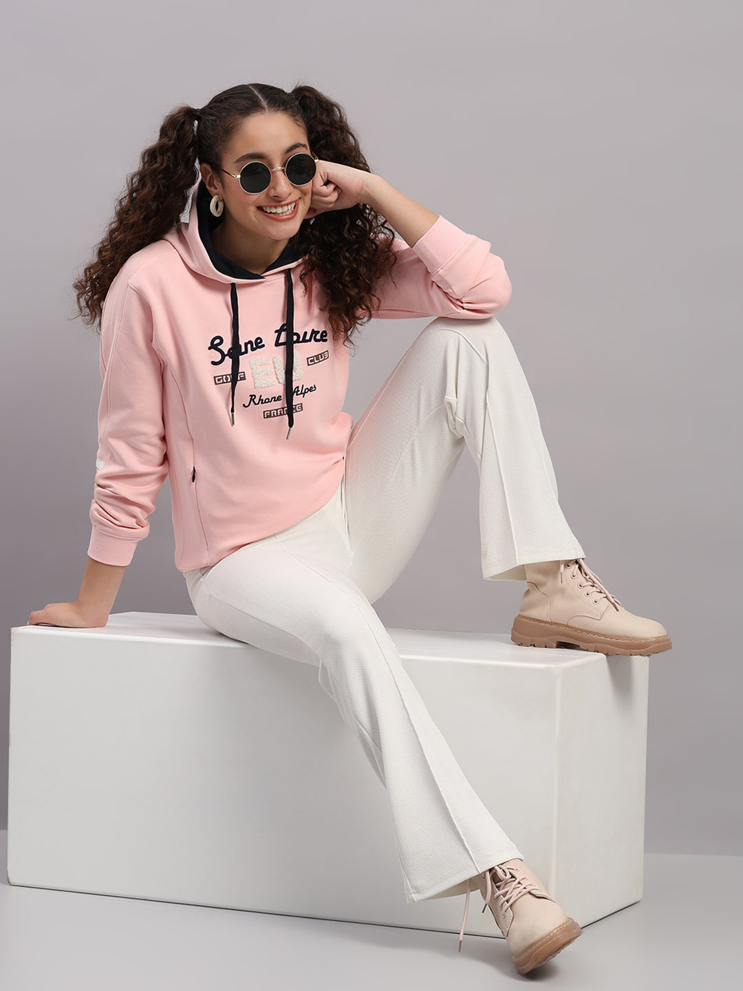 Women Pink Printed Hooded Full Sleeve Sweatshirt
