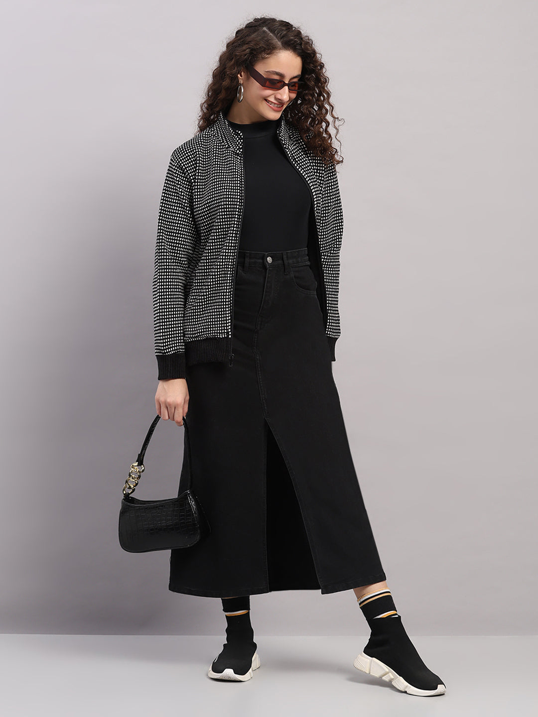 Women Black Self Design Round Neck Full Sleeve Sweatshirt