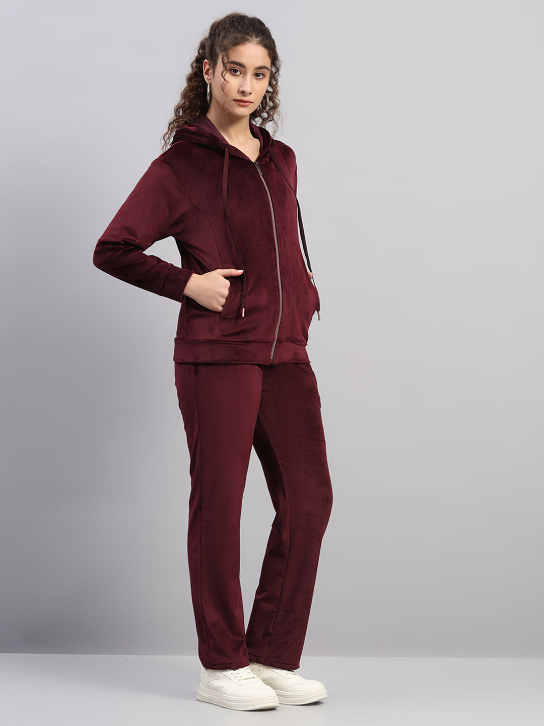 Women Burgundy Solid Hooded Full Sleeve Winter Tracksuit