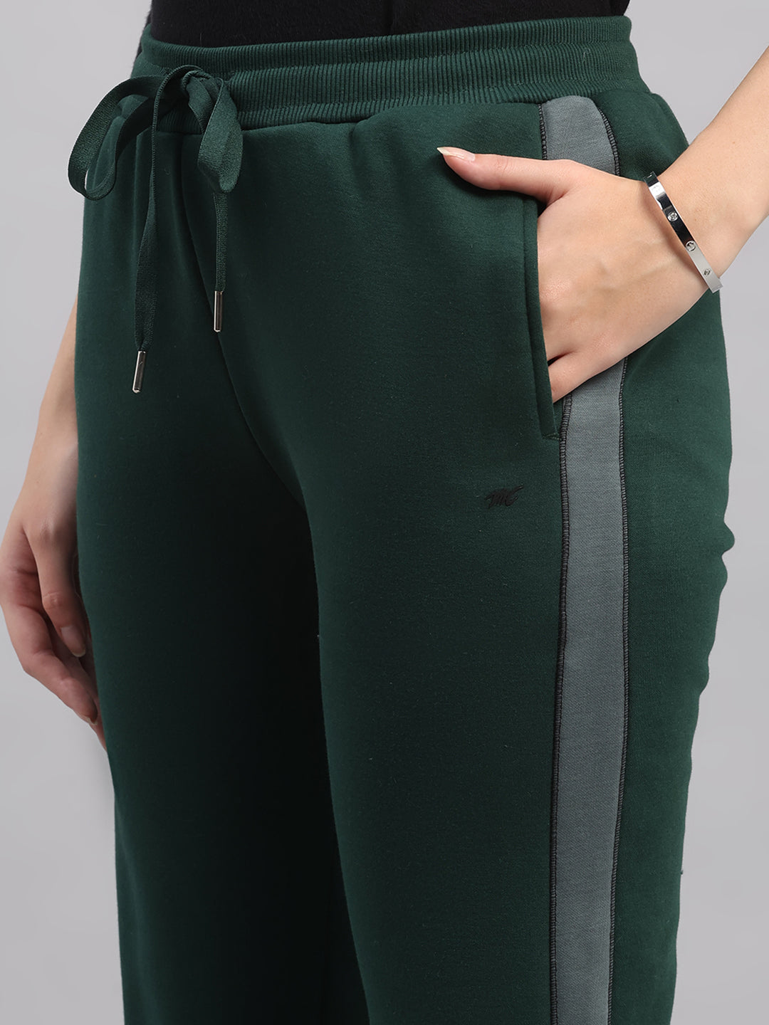 Women Green Printed Hooded Full Sleeve Winter Tracksuit