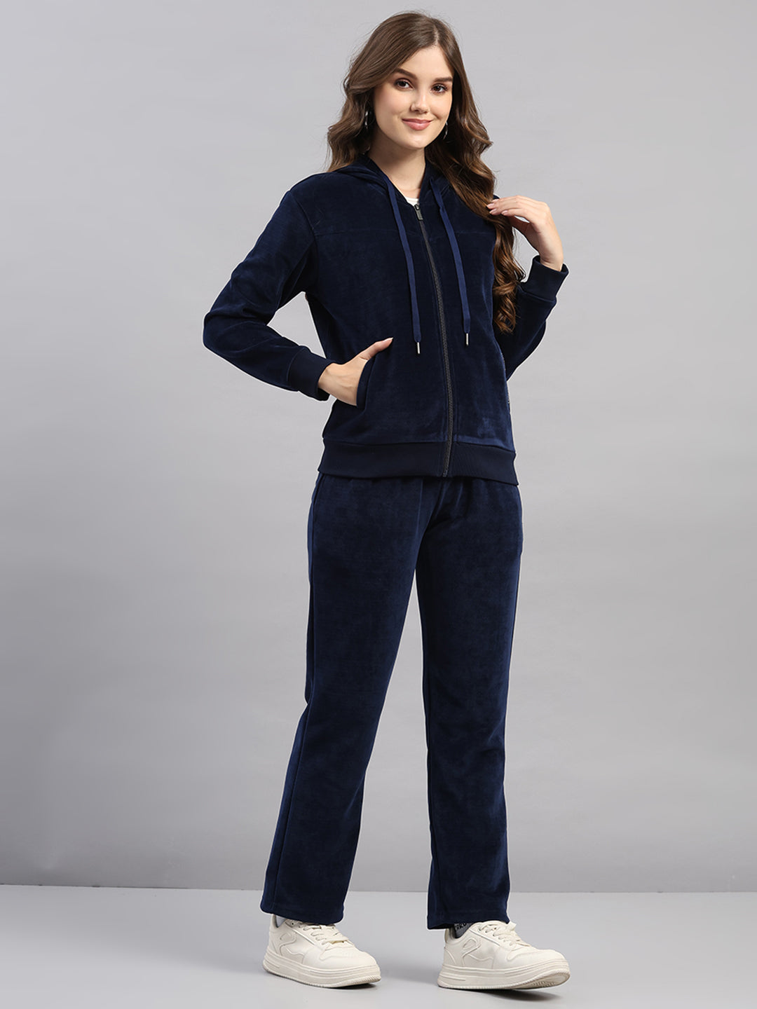 Women Navy Blue Printed Hooded Full Sleeve Winter Tracksuit