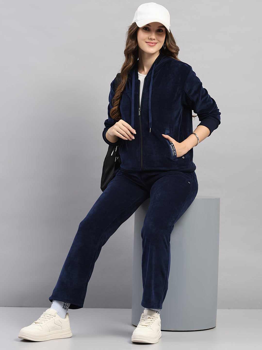 Women Navy Blue Printed Hooded Full Sleeve Winter Tracksuit