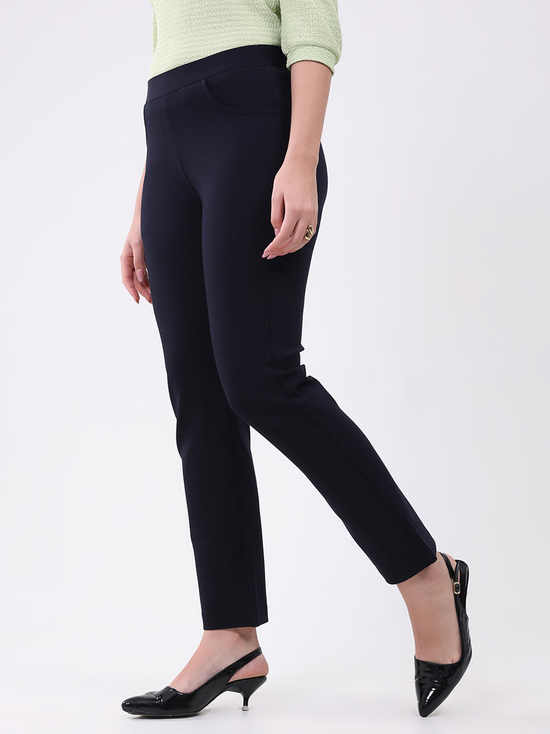 Women Navy Blue Solid Regular Fit Jegging