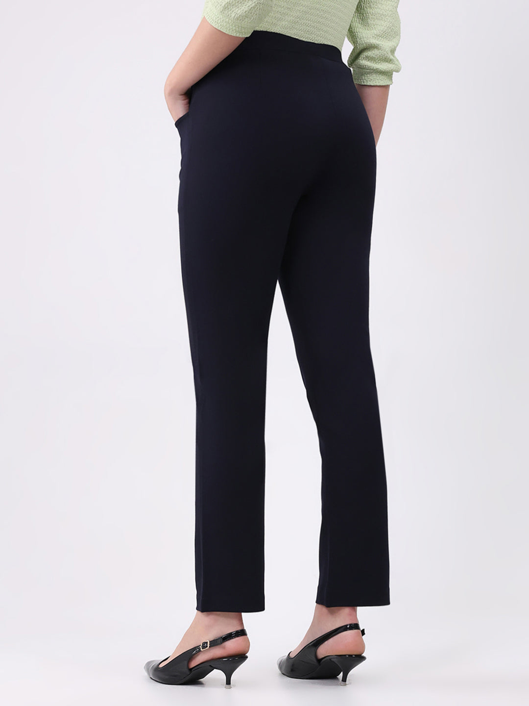 Women Navy Blue Solid Regular Fit Jegging