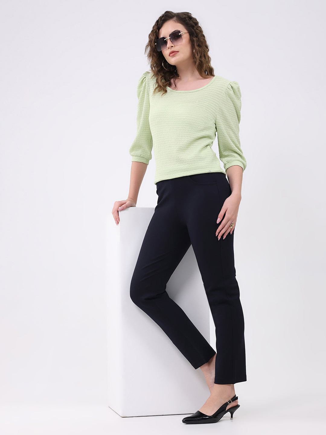Women Navy Blue Solid Regular Fit Jegging