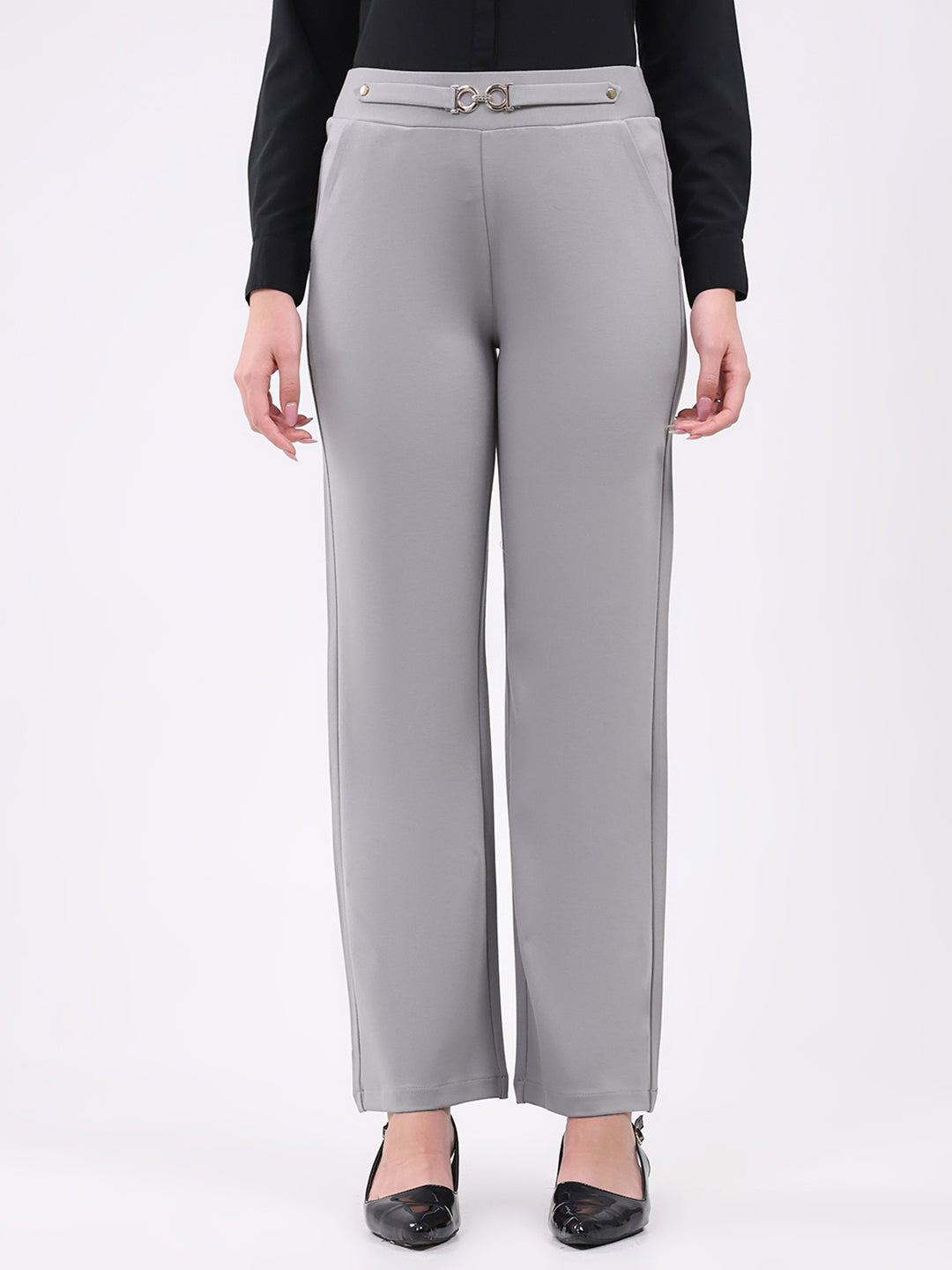 Women Grey Solid Regular Fit Jegging