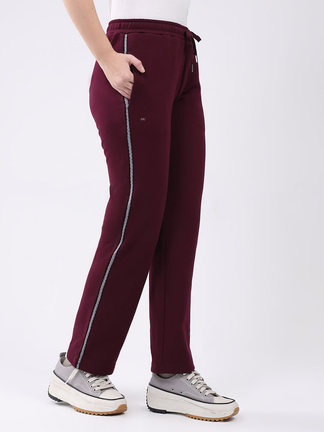 Women Burgundy Printed Regular Fit Winter Lower