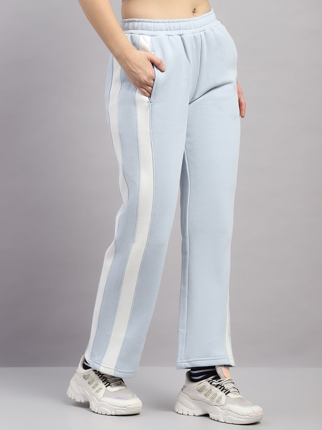 Women Sky Blue Printed Regular Fit Winter Lower