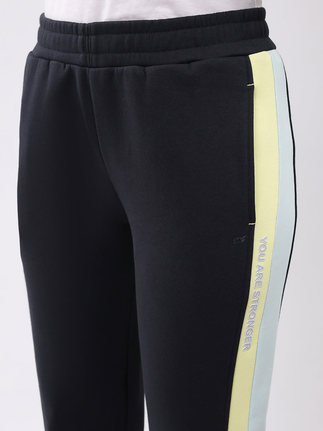 Women Navy Blue Printed Regular Fit Winter Lower