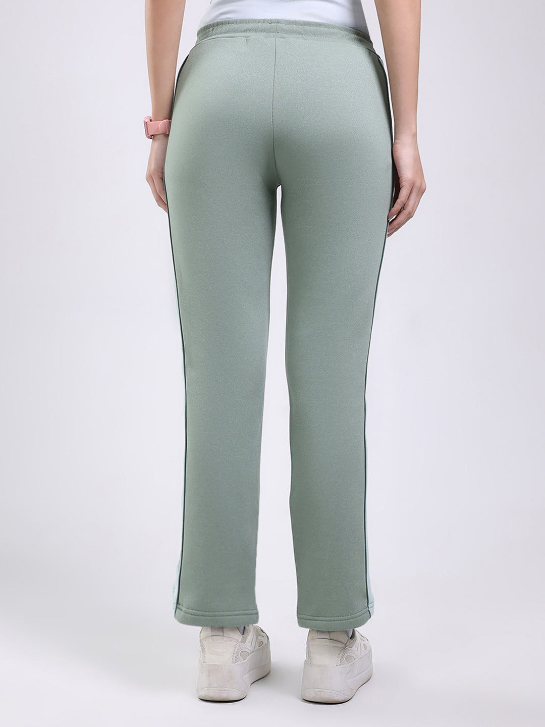 Women Green Solid Regular Fit Winter Lower