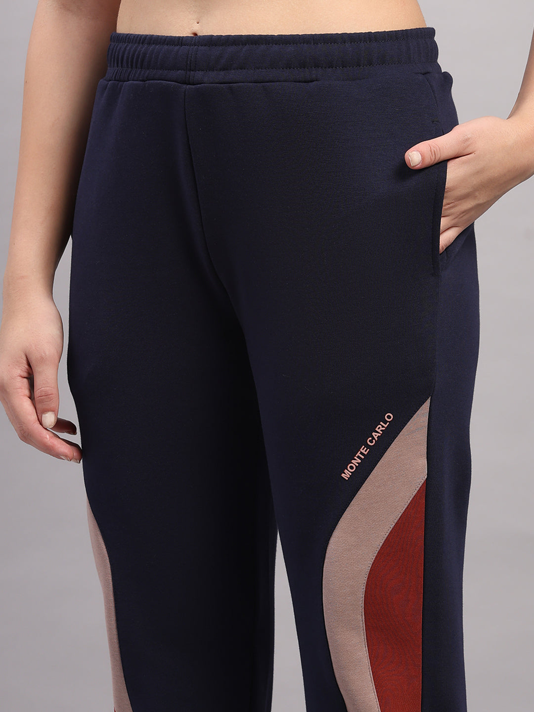 Women Navy Blue Solid Regular Fit Winter Lower