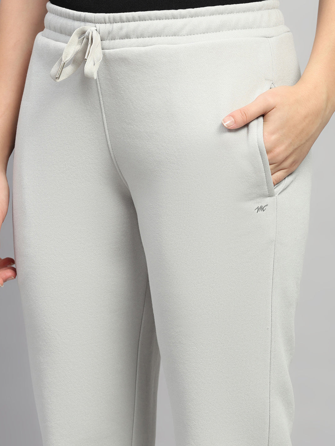 Women Grey Printed Hooded Full Sleeve Winter Tracksuit