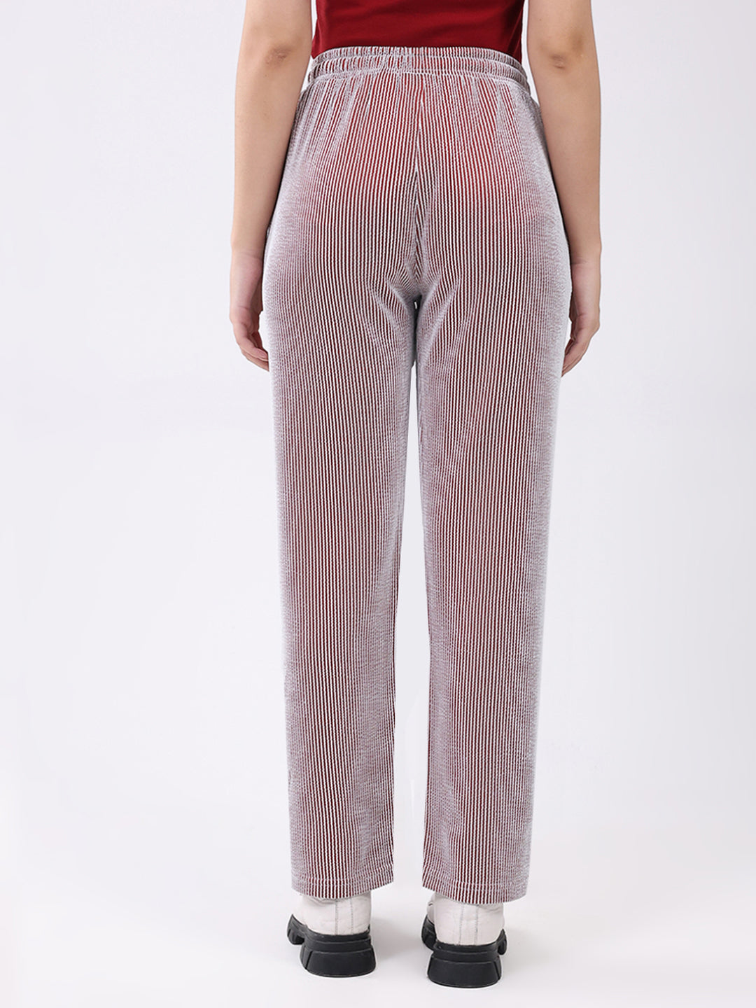Women Red Self Design Regular Fit Winte Lower