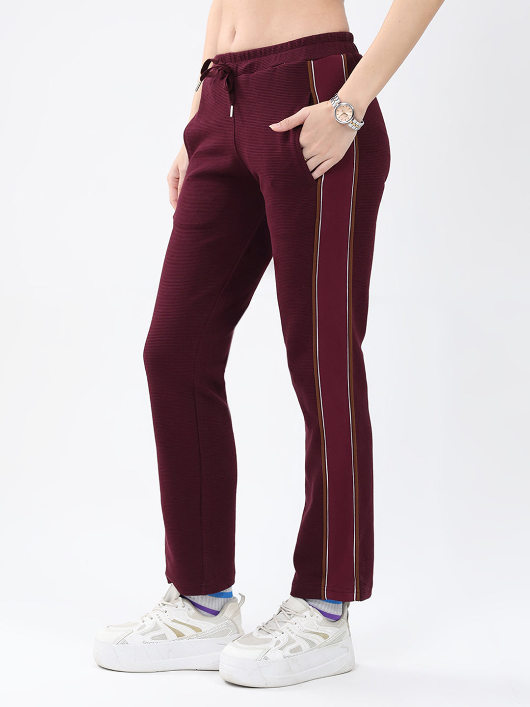Women Maroon Solid Regular Fit Winter Lower