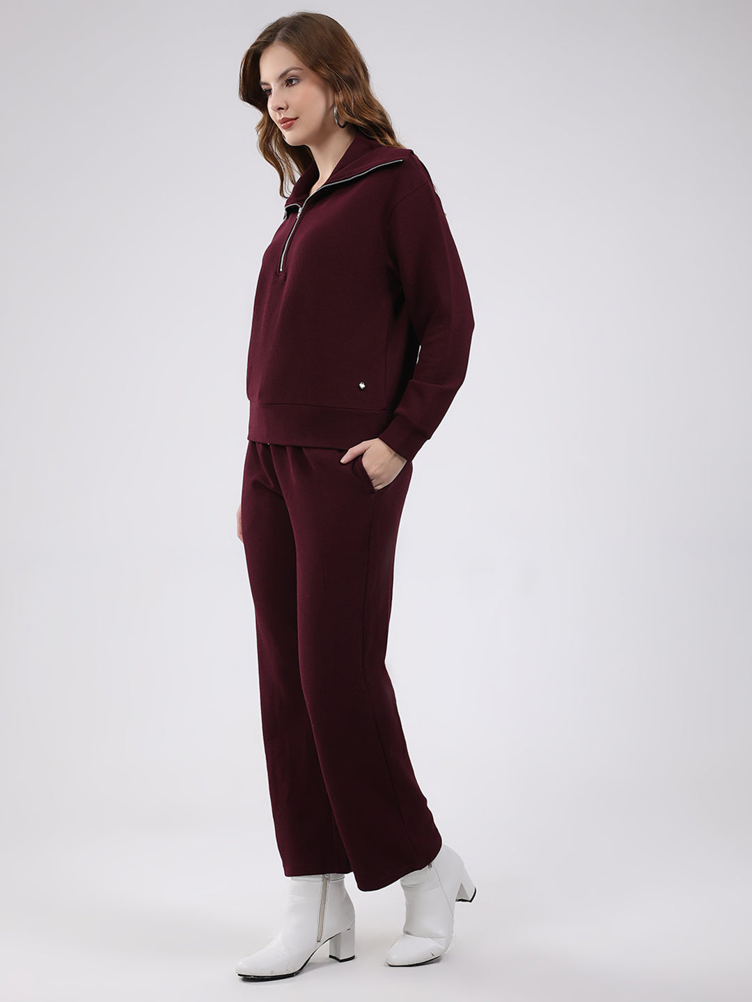Women Burgundy Solid Collar Full Sleeve Cords Set