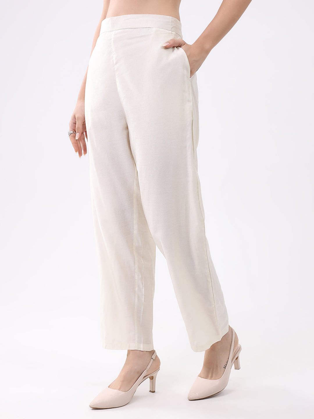 Women Cream Printed Collar Neck Cords Set