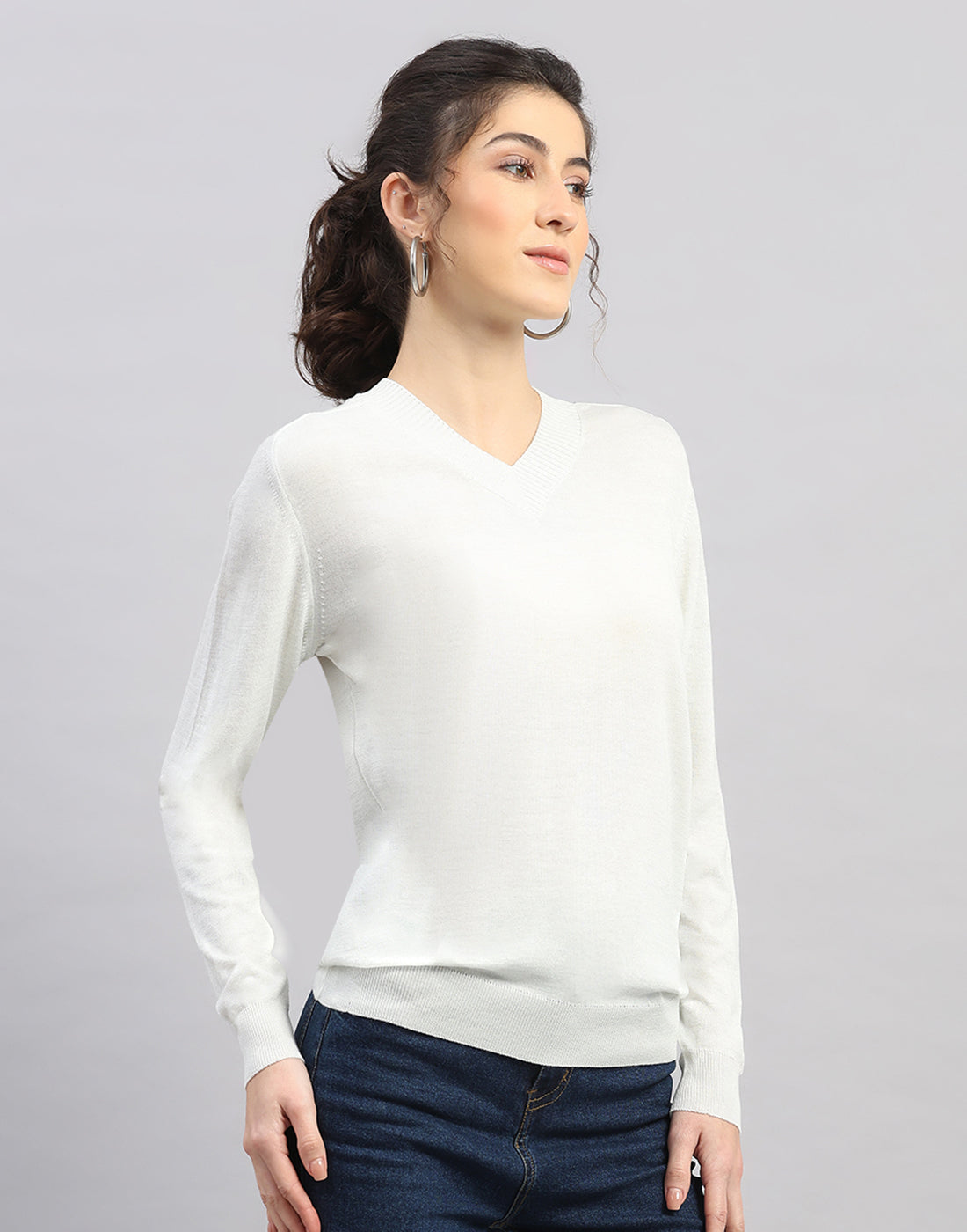 Women White Self Design V Neck Full Sleeve Winter Top