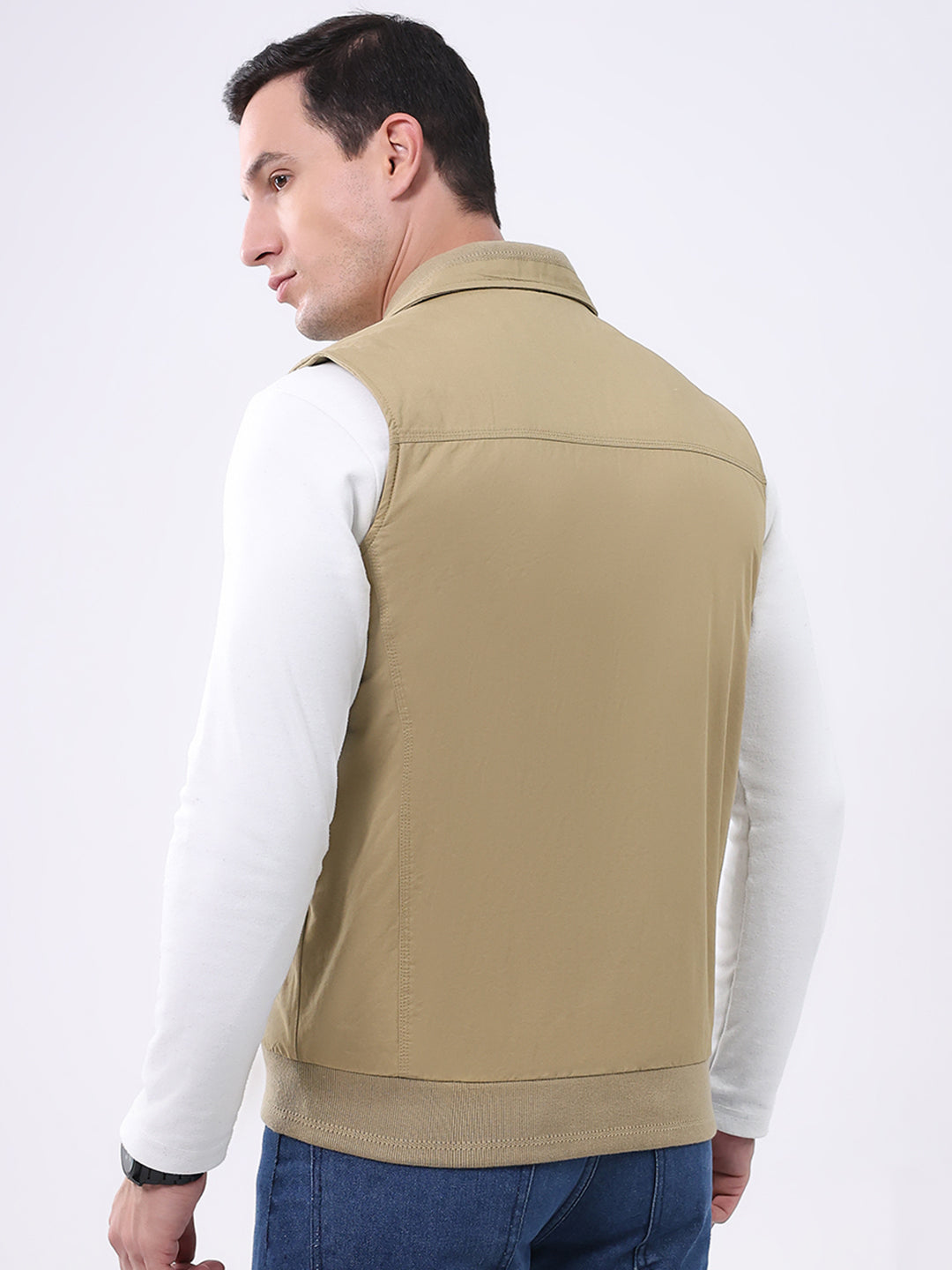 Men Khaki Solid Collar Sleeveless Jacket