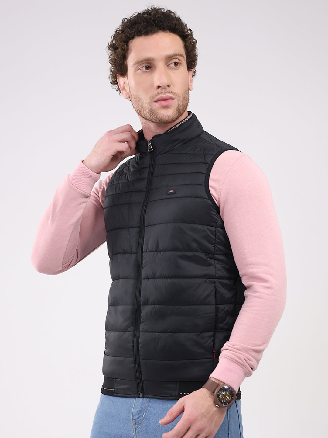 Men Black Solid Collar Sleeveless Jacket